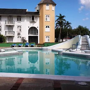 Castle At Sandcastles 3*, Ocho Rios Jamaica